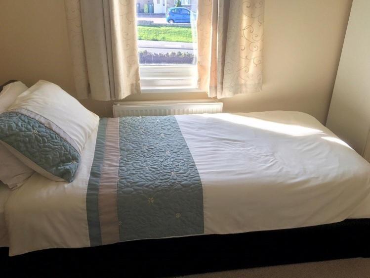 Chaston Manor Hotel Sandown Room photo